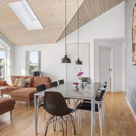 Awesome Home In Rudkobing With Sauna * Spodsbjerg