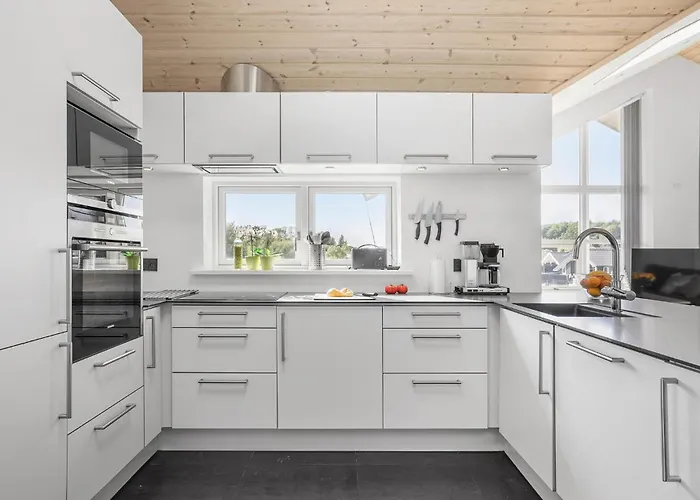 Four-bedroom In Rudkobing 펜션 Spodsbjerg